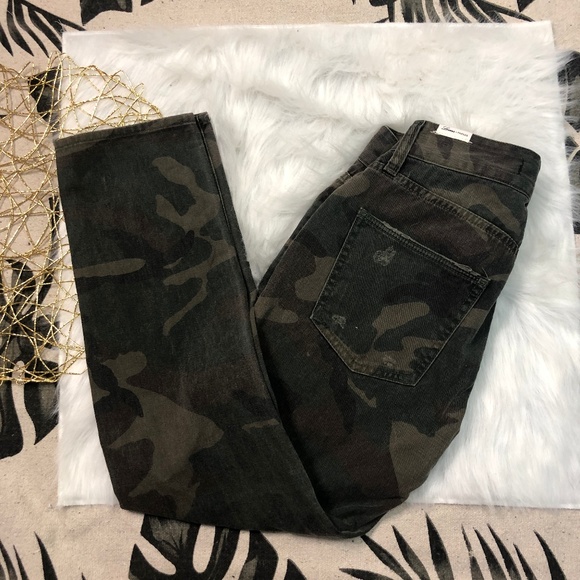 Lovers + Friends Denim - Lovers+Friends Camo Distressed Jeans